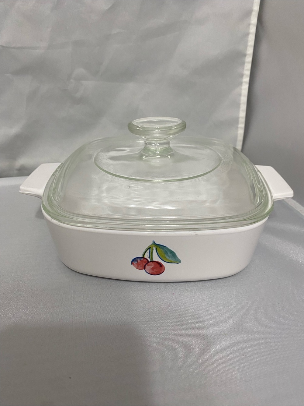 Corningware Fruit Basket Set with Bakeware and Mugs - Picture 9 of 16
